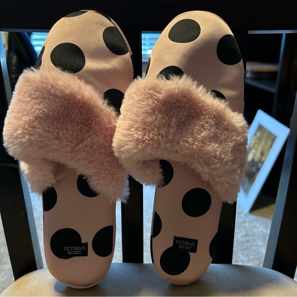 Victoria Secret - Slippers - Picture 4 of 4